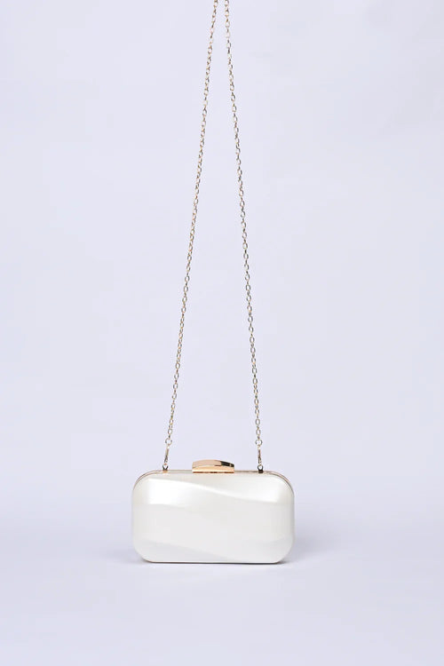 PATTERNED CLUTCH